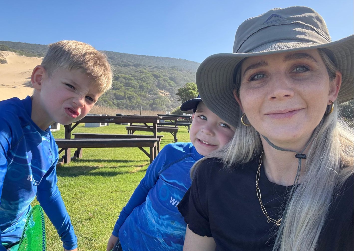 HOENDERVLEIS - SKRYWER 2